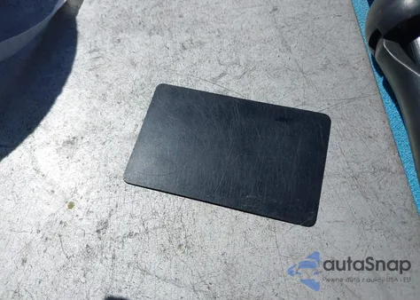 2021 Tesla Model Y Long Range Dual Motor All-Wheel Drive z USA, uszkodzony, nr VIN 5YJYGDEE7MF141276